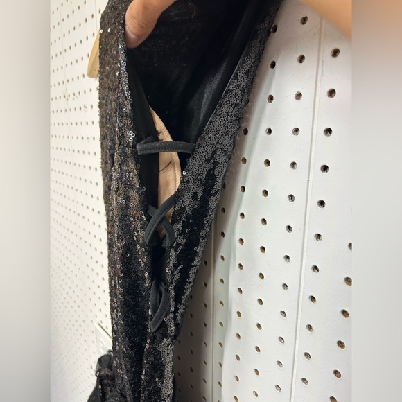 Misguided Black Sequin Dress - Picture 2 of 9